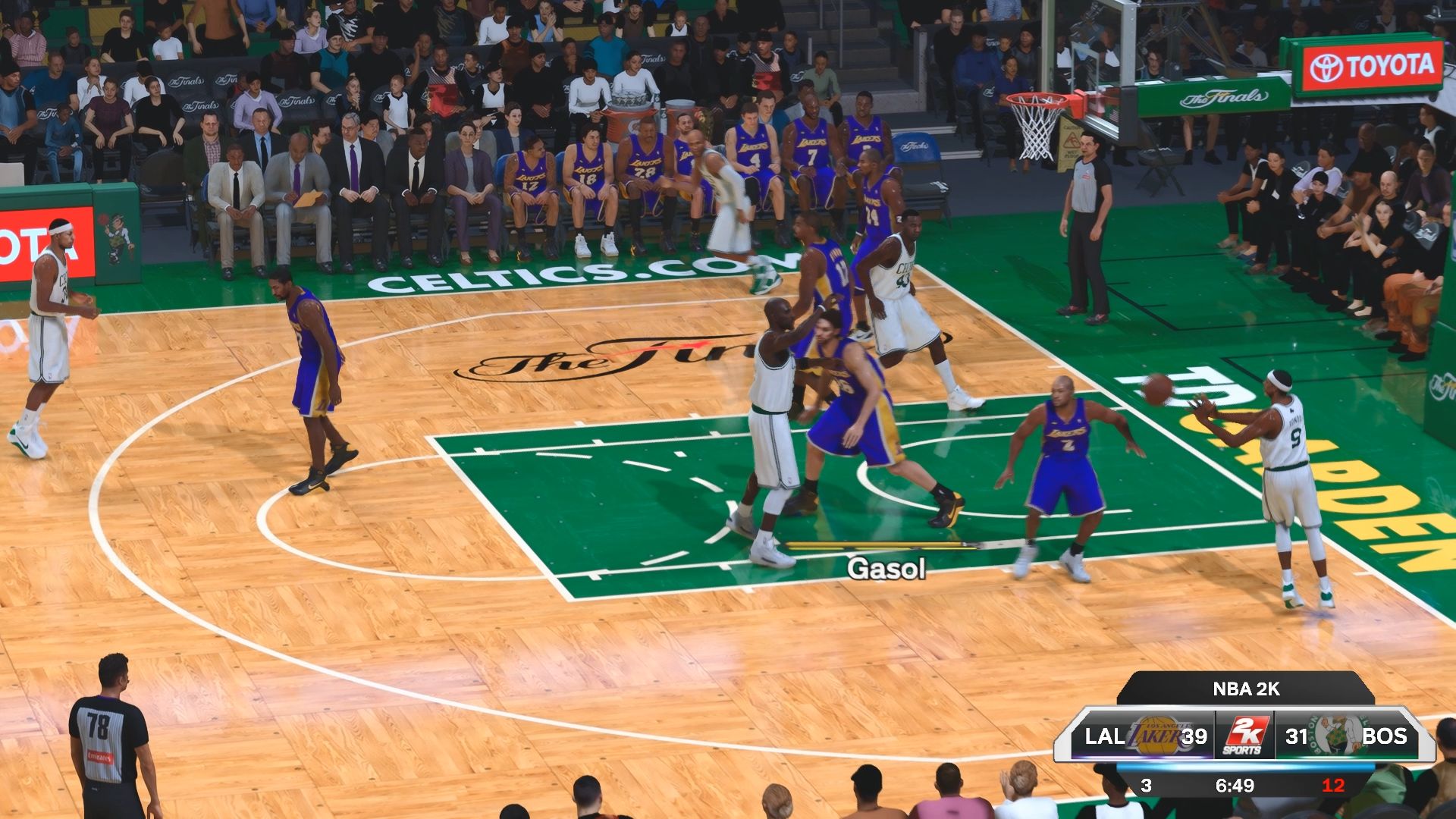 焦点大战:NBA2K上演巅峰碰撞 焦点大战:NBA2K上演巅峰碰撞