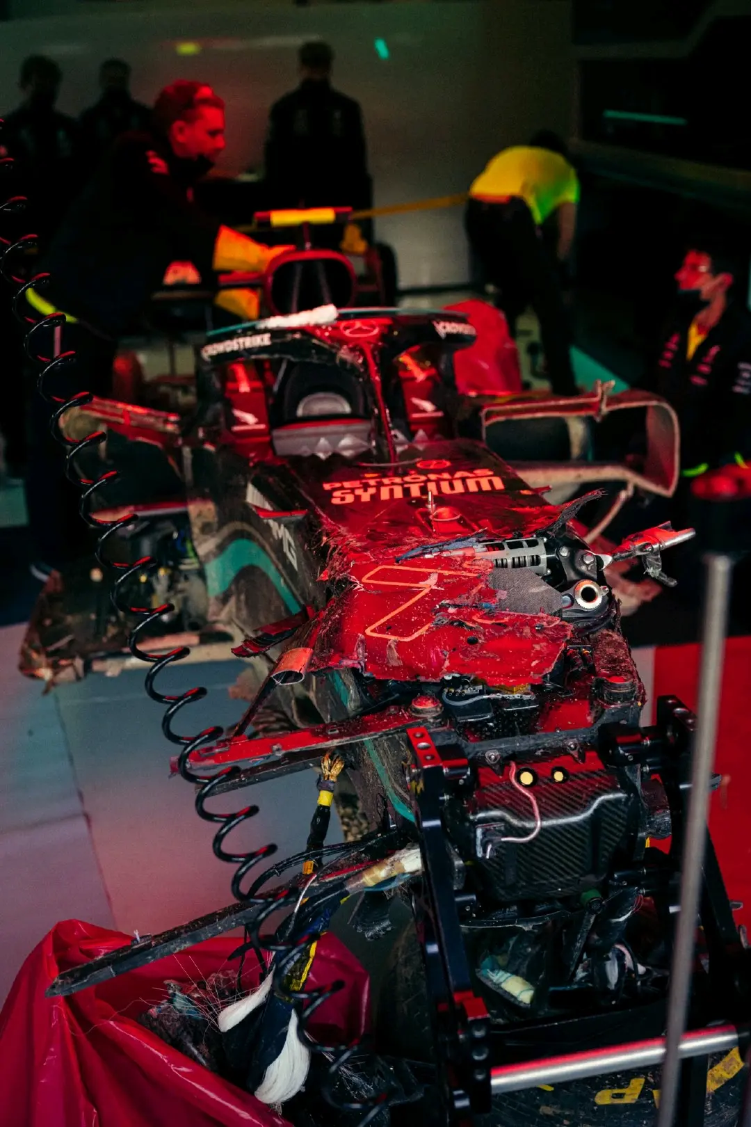 雷诺车队逆转威廉姆斯,拉塞尔带队取胜 雷诺车队逆转威廉姆斯,拉塞尔带队取胜