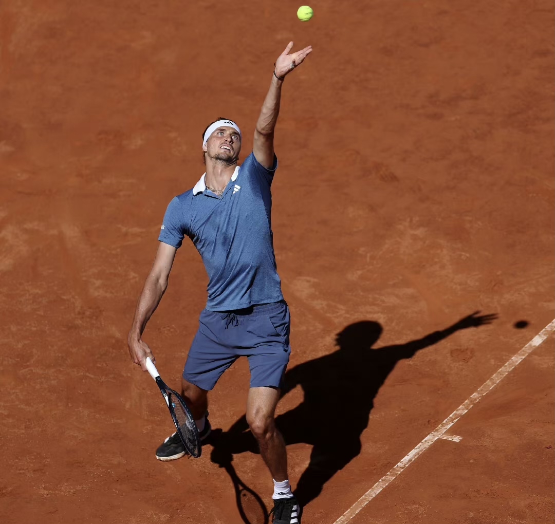 戴维斯杯横扫ATP总决赛,兹维列夫高光表现 戴维斯杯横扫ATP总决赛,兹维列夫高光表现