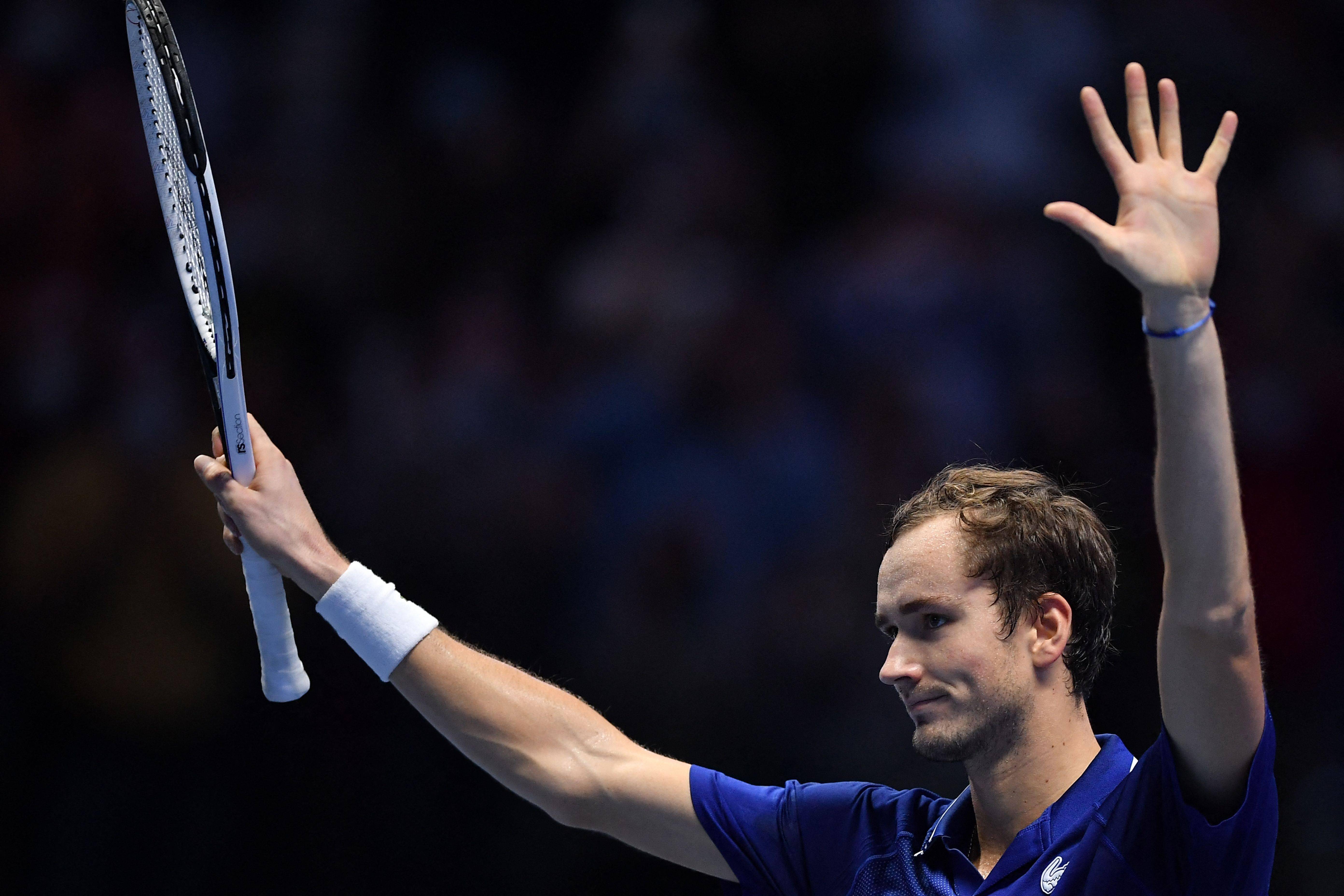 戴维斯杯横扫ATP总决赛,兹维列夫高光表现 戴维斯杯横扫ATP总决赛,兹维列夫高光表现