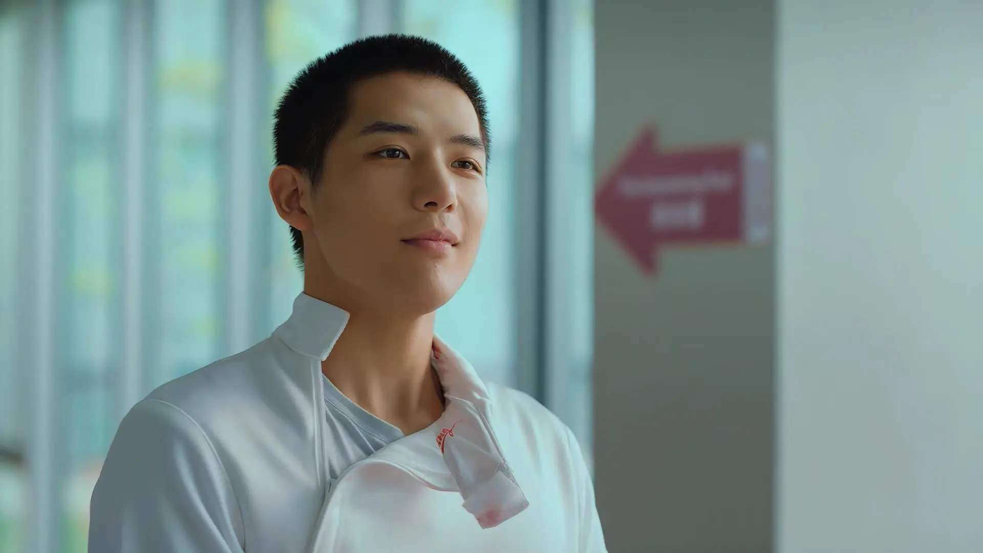 欧冠神迹夜，当梅西踏入完全无解的科幻领域