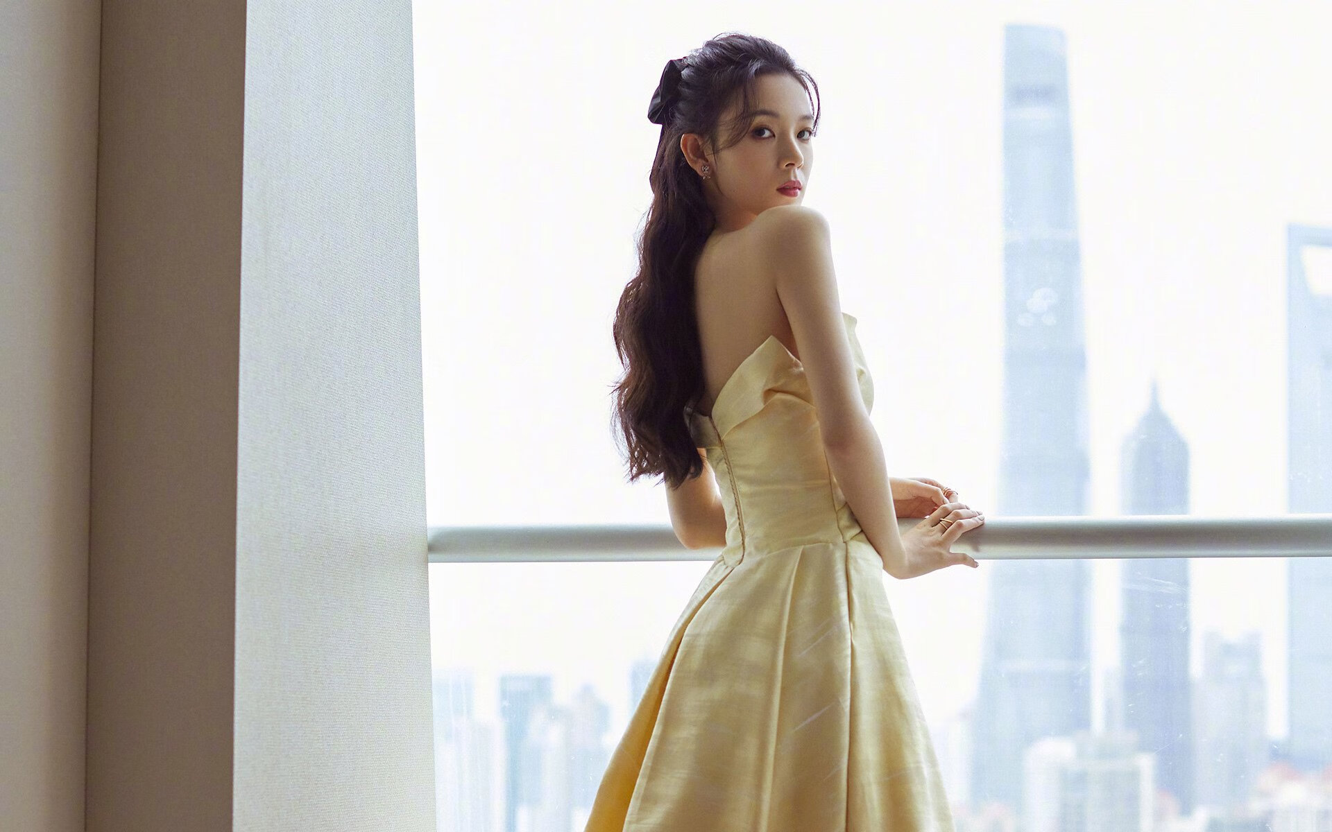 浓眉跨界统治力全开!暴力美学再现—灰熊对阵北京队一夜,他从禁区打到了心里