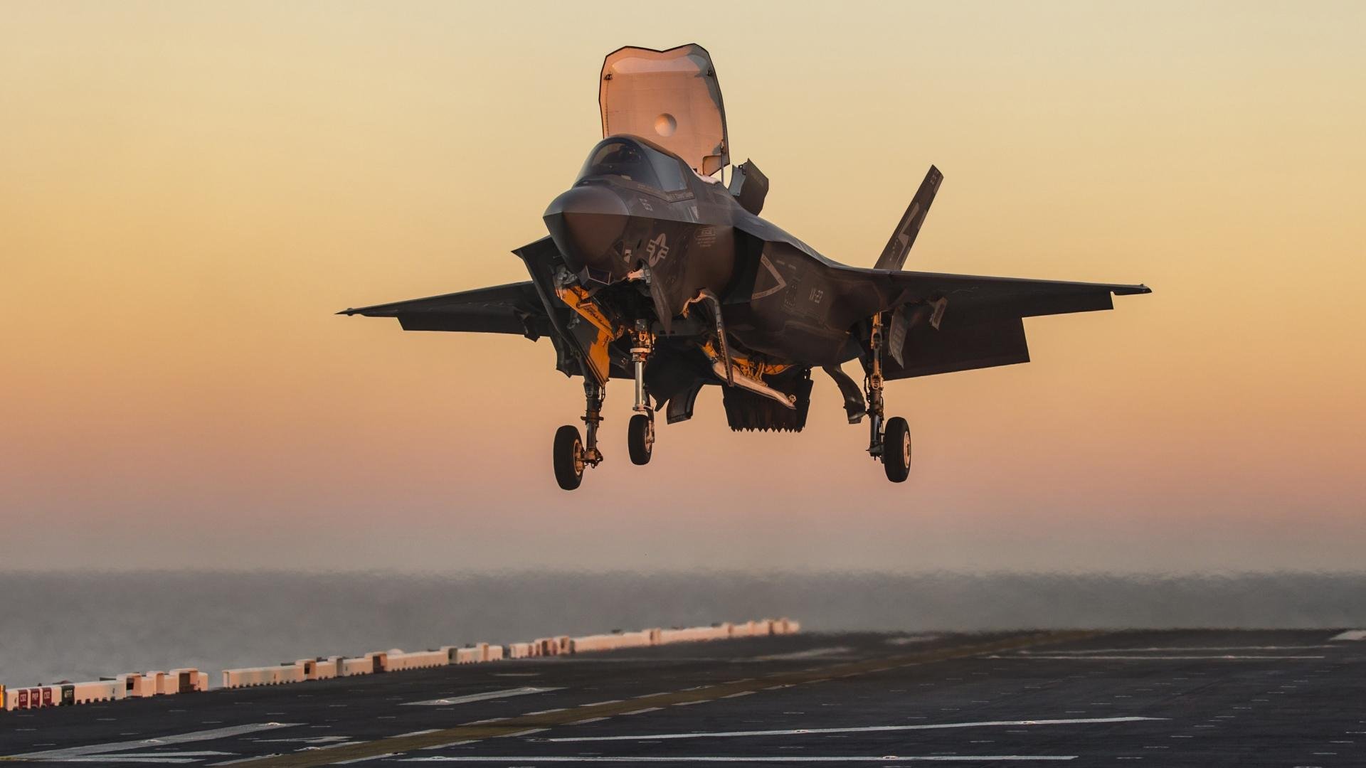 当东方巨龙撞碎风城铁壁，字母哥52分见证唯一爆冷夜